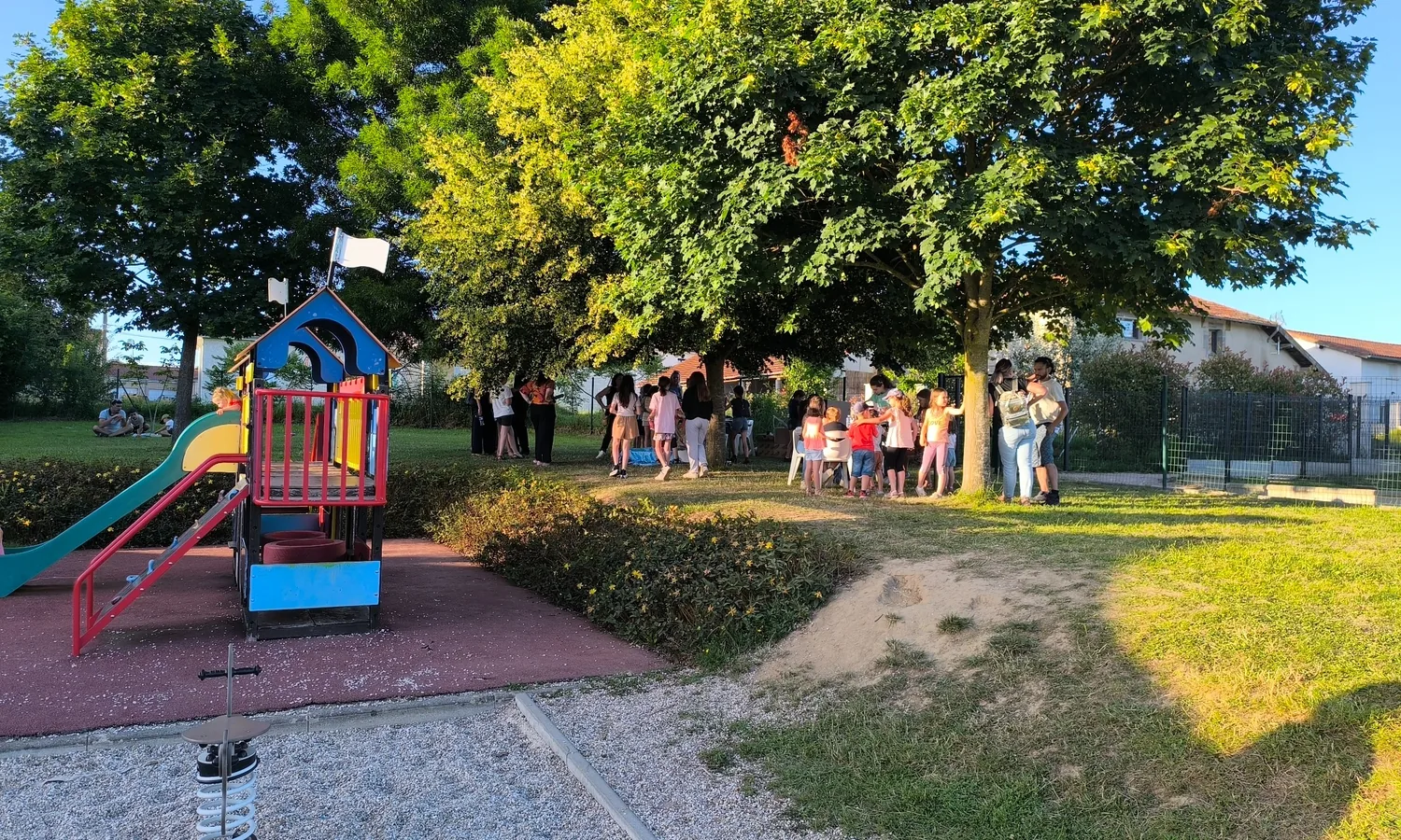 Extérieur du Groupe scolaire Condorcet lors d’un événement